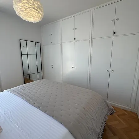 Apartment Kai 16 Split