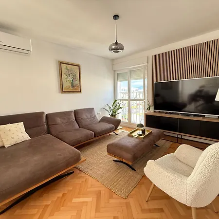 Apartment Kai 16 *
